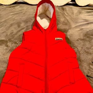 Sleeveless puffer hoodie